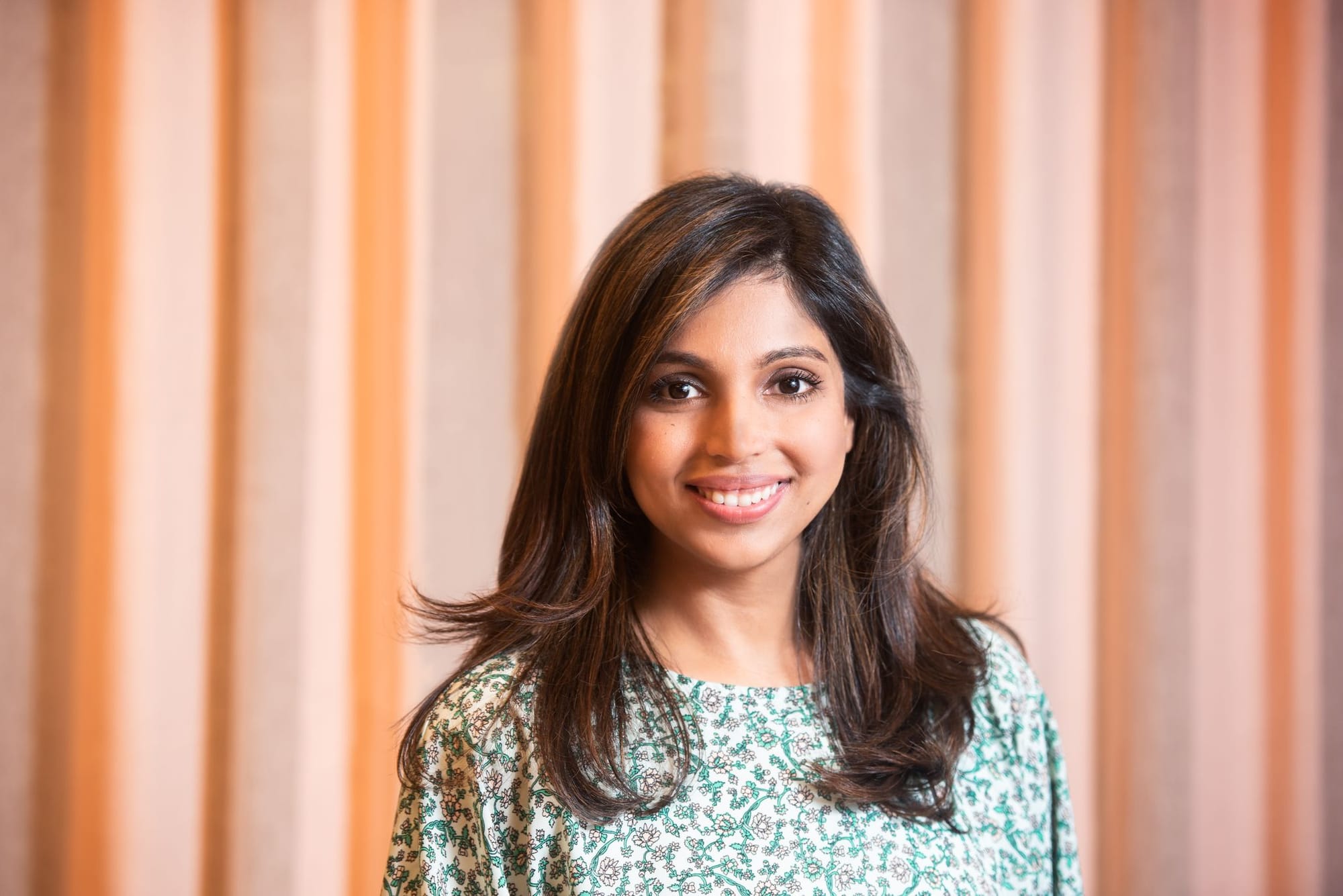 headshot of Zainab Ghadiyali