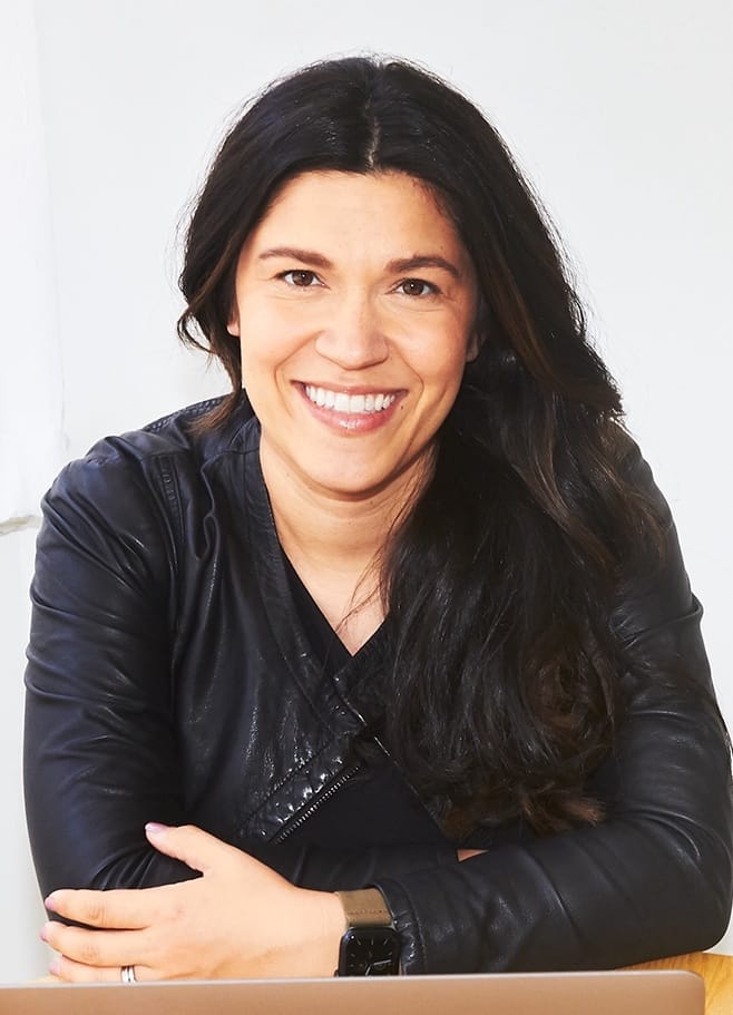 Headshot of Amanda Schwartz Ramirez